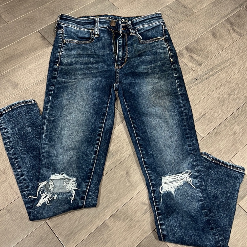 American Eagle Next Level Stretch Distressed Jegging